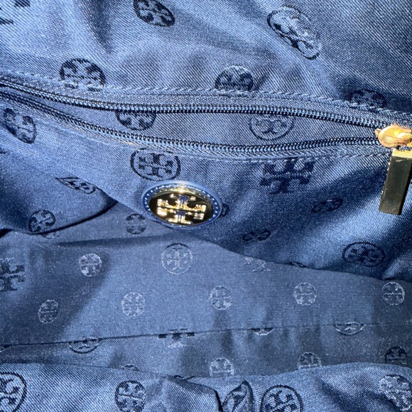 Tory Burch Dark Blue Tote Bag - Picture 8 of 9